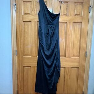 RSVP Black One-Shoulder Balticborn Maxi Dress Size Medium NWT